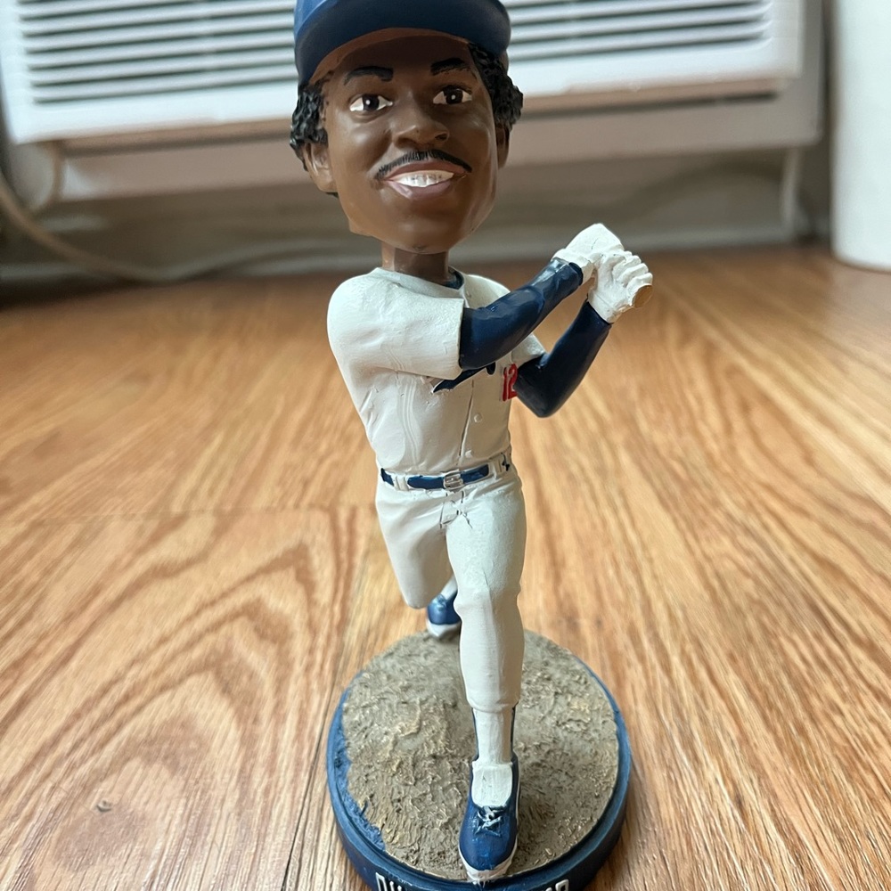 Bobblehead - Picture 9 of 15